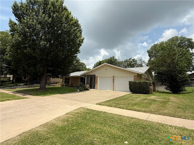 1901 Muir Drive, Killeen, TX 76543