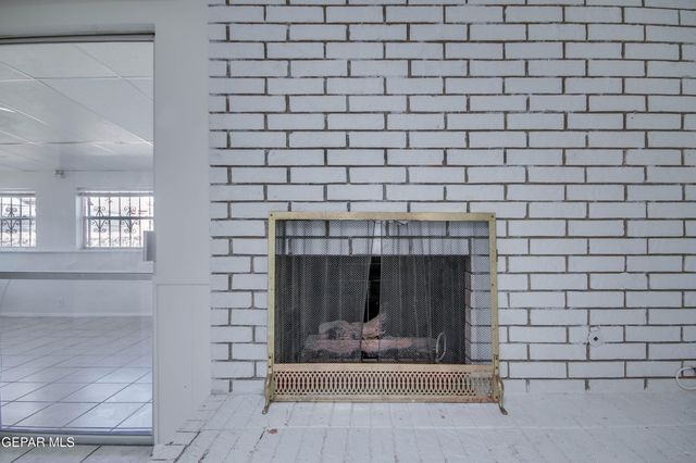 5221 EDMONTON Avenue, El Paso, TX 79924