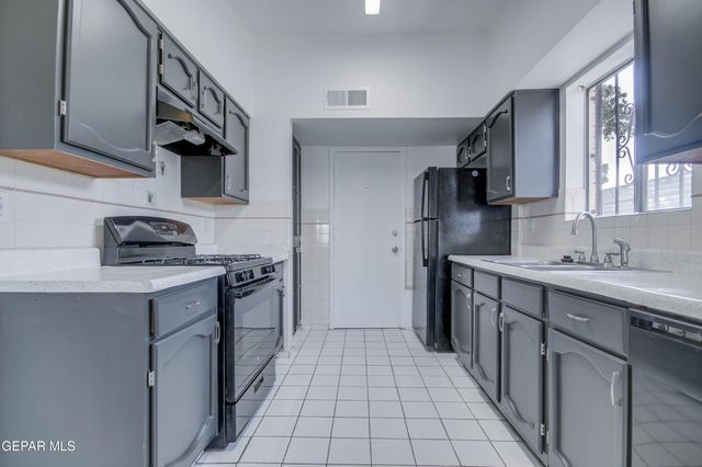 5221 EDMONTON Avenue, El Paso, TX 79924