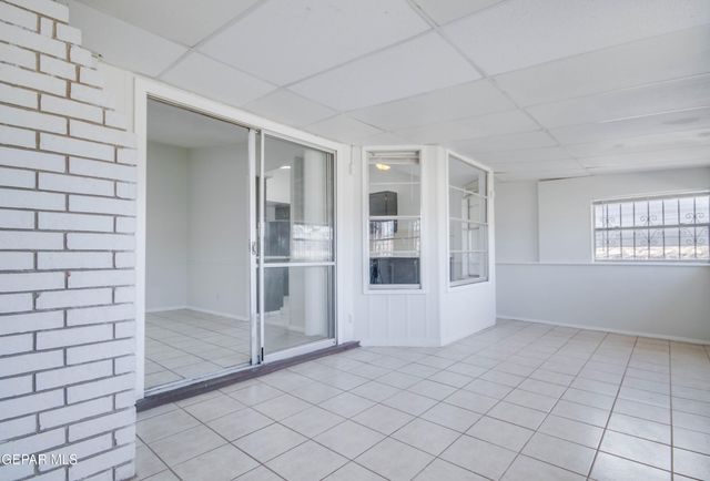 5221 EDMONTON Avenue, El Paso, TX 79924