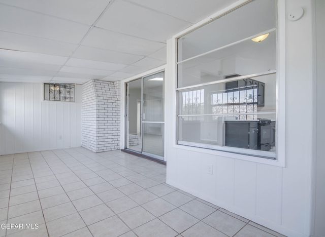 5221 EDMONTON Avenue, El Paso, TX 79924