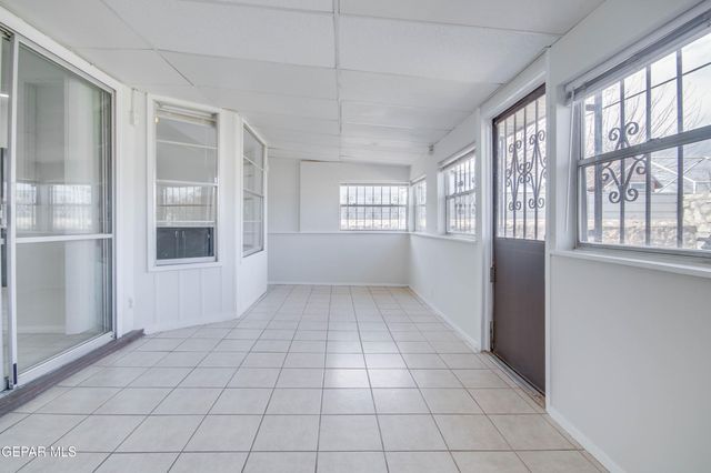 5221 EDMONTON Avenue, El Paso, TX 79924