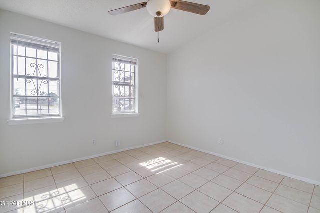 5221 EDMONTON Avenue, El Paso, TX 79924