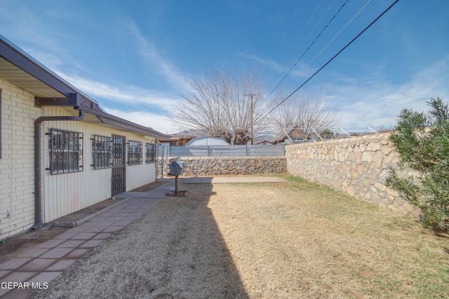 5221 EDMONTON Avenue, El Paso, TX 79924