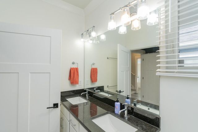 1222 S Lyerly Street, Chattanooga, TN 37404