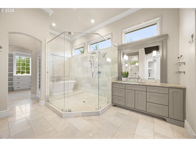 1303 Nw OSTENSON CANYON Rd, Camas, WA 98607