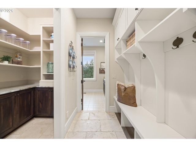 1303 Nw OSTENSON CANYON Rd, Camas, WA 98607