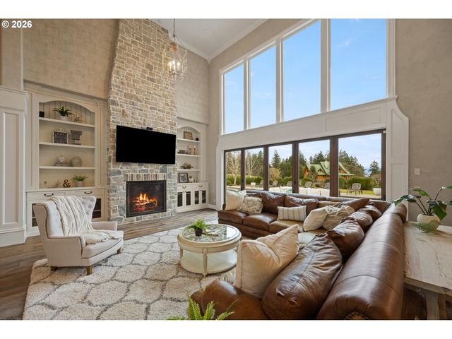 1303 Nw OSTENSON CANYON Rd, Camas, WA 98607