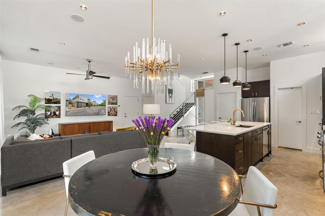 2105 Goodrich Ave 2, Austin, TX 78704
