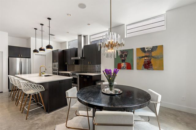 2105 Goodrich Ave 2, Austin, TX 78704