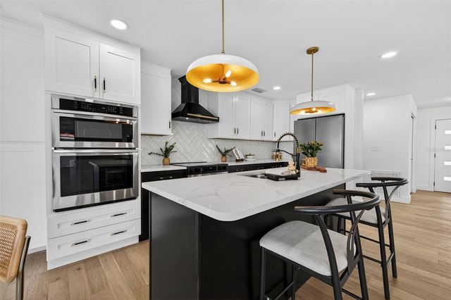 4426 43RD STREET S, St Petersburg, FL 33702