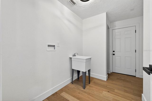 4426 43RD STREET S, St Petersburg, FL 33702