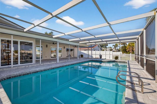 4426 43RD STREET S, St Petersburg, FL 33702