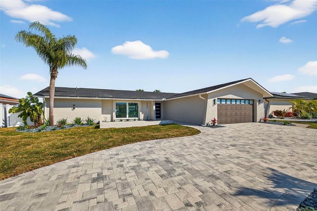 4426 43RD STREET S, St Petersburg, FL 33702