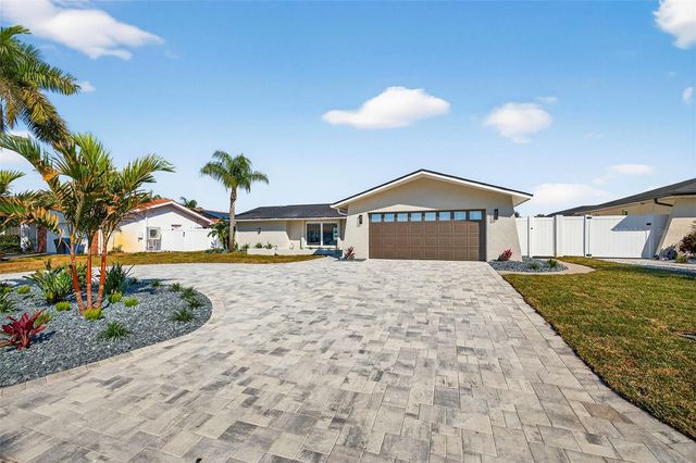 4426 43RD STREET S, St Petersburg, FL 33702