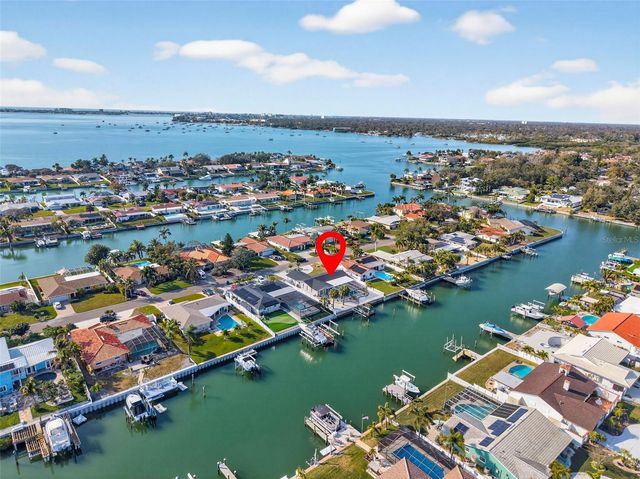4426 43RD STREET S, St Petersburg, FL 33702