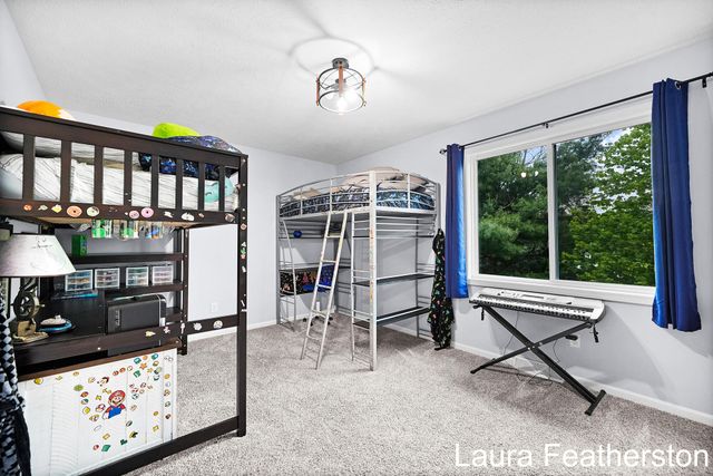 10451 Pine Island Drive Ne, Algoma Twp, MI 49345
