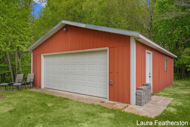 10451 Pine Island Drive Ne, Algoma Twp, MI 49345