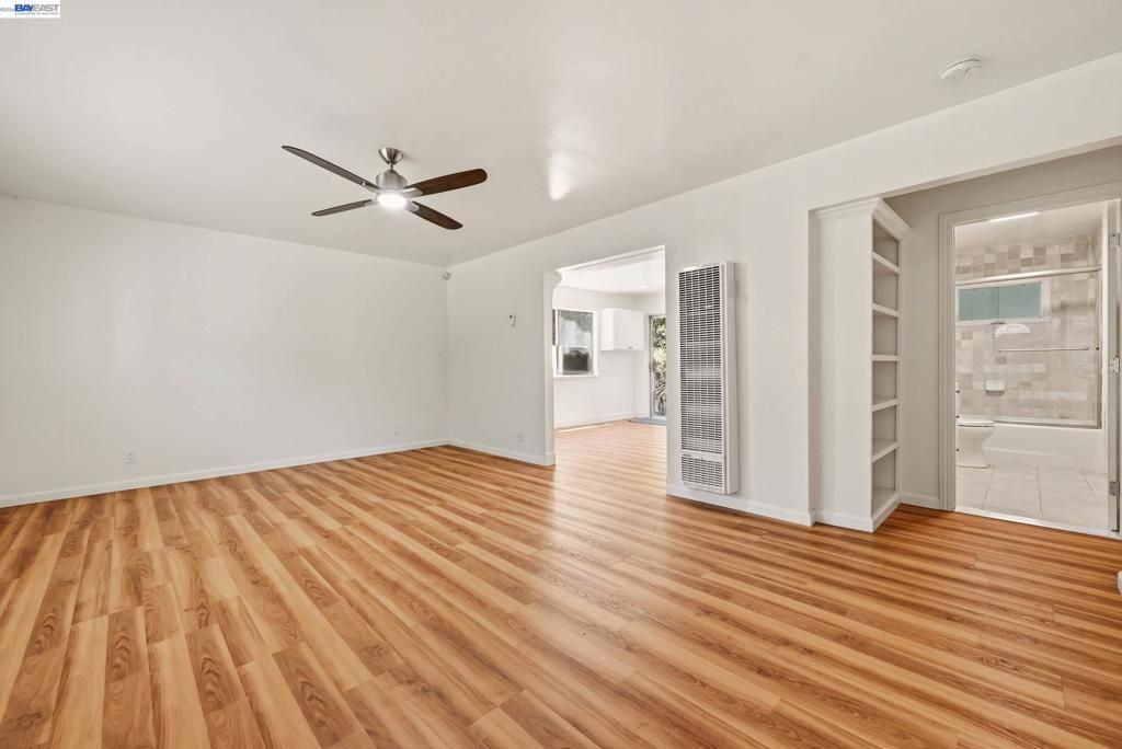 Image 13 of property listing at 10160 Crow Canyon Rd, Castro Valley, CA 94552