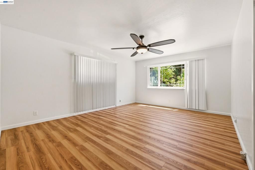 Image 19 of property listing at 10160 Crow Canyon Rd, Castro Valley, CA 94552
