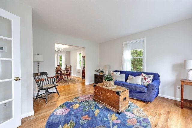 1 Greenwood Dr, Millis, MA 02054