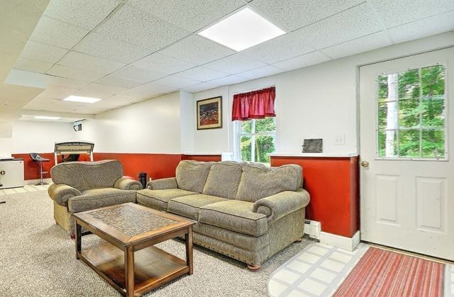 1 Greenwood Dr, Millis, MA 02054