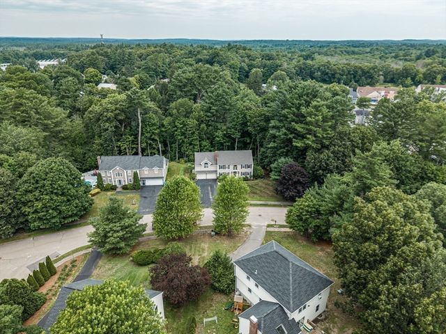 1 Greenwood Dr, Millis, MA 02054