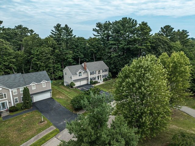 1 Greenwood Dr, Millis, MA 02054