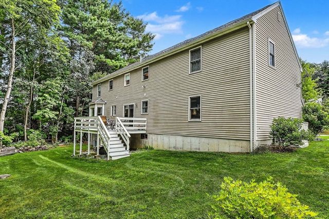 1 Greenwood Dr, Millis, MA 02054