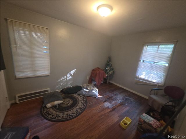 5555 Neff Avenue, Detroit, MI 48224