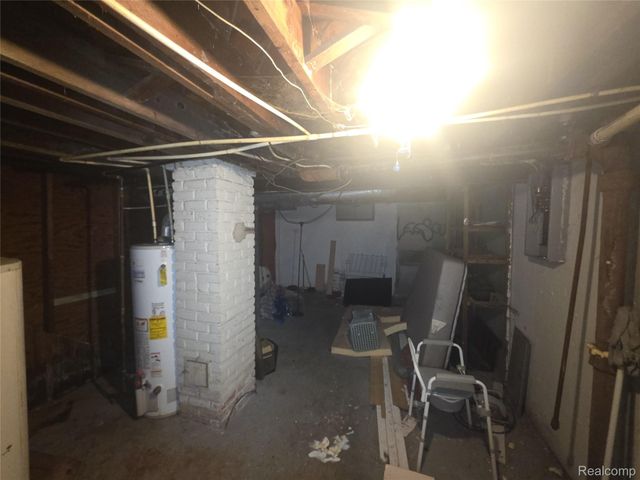 5555 Neff Avenue, Detroit, MI 48224