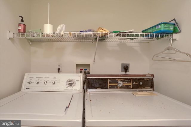 87 COURTYARD DR, Carlisle, PA 17013