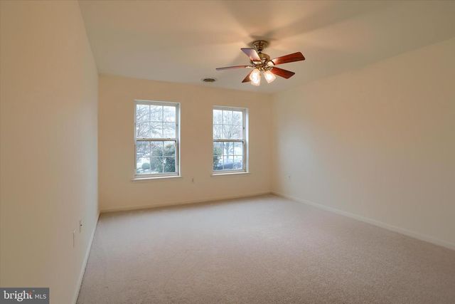 87 COURTYARD DR, Carlisle, PA 17013