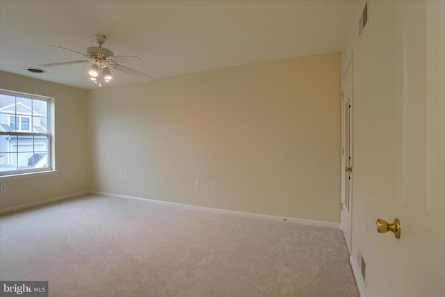 87 COURTYARD DR, Carlisle, PA 17013