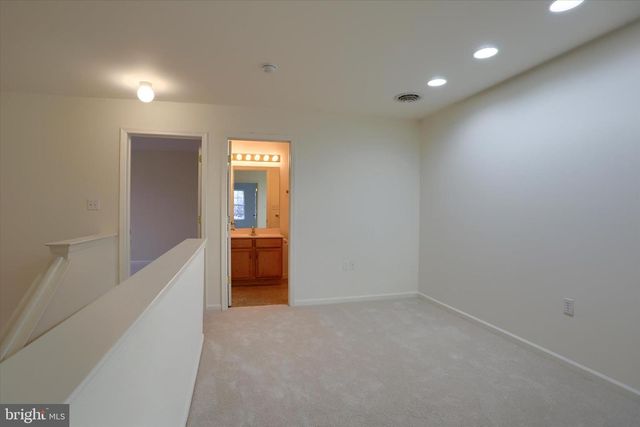 87 COURTYARD DR, Carlisle, PA 17013