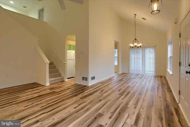 87 COURTYARD DR, Carlisle, PA 17013