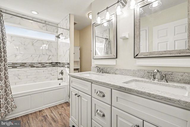 1 CROSSWOOD PL, Stafford, VA 22554