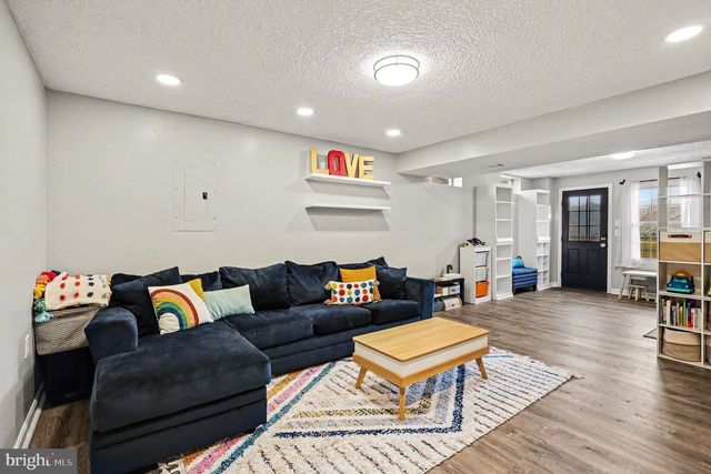 1 CROSSWOOD PL, Stafford, VA 22554