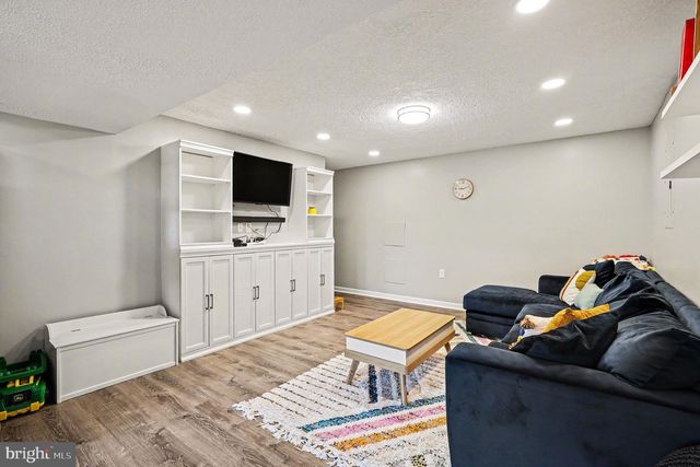 1 CROSSWOOD PL, Stafford, VA 22554