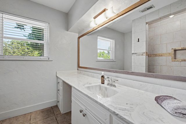 48 E Main Street, Greenbrier, AR 72058