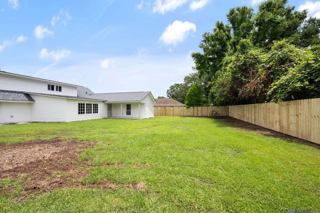 8872 Bayside Ave, Baton Rouge, LA 70806