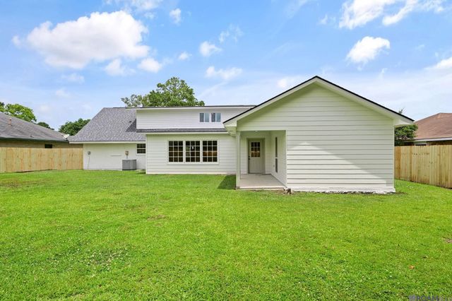 8872 Bayside Ave, Baton Rouge, LA 70806