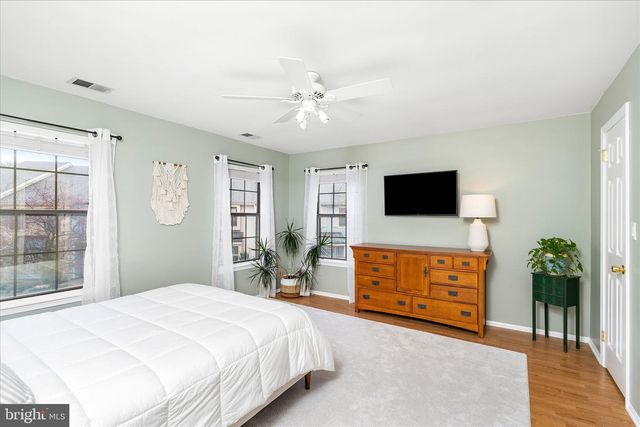 48 WYNDHAM PL, Robbinsville, NJ 08691