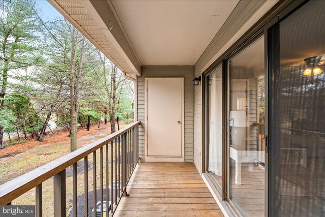 48 WYNDHAM PL, Robbinsville, NJ 08691