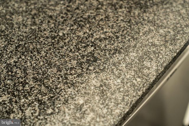 48 WYNDHAM PL, Robbinsville, NJ 08691