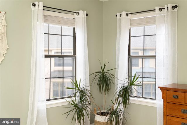 48 WYNDHAM PL, Robbinsville, NJ 08691