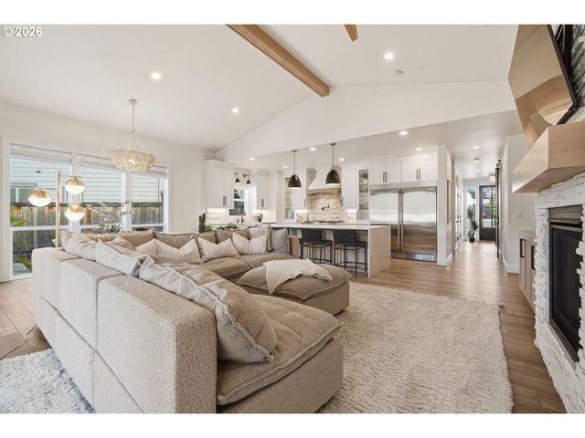 4114 ILLAHE RIVER Ct S, Salem, OR 97302