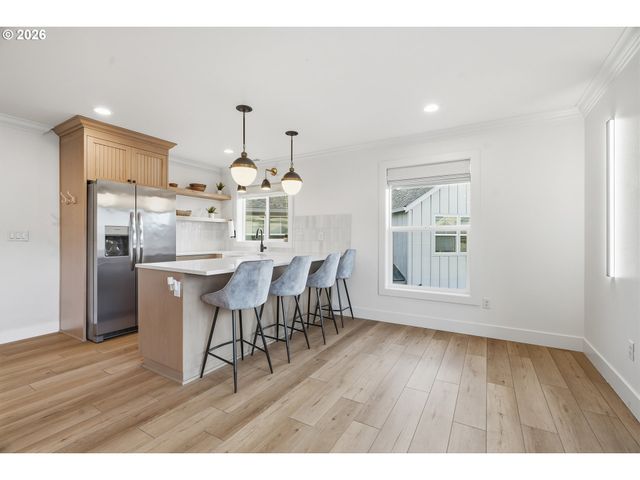 4114 ILLAHE RIVER Ct S, Salem, OR 97302