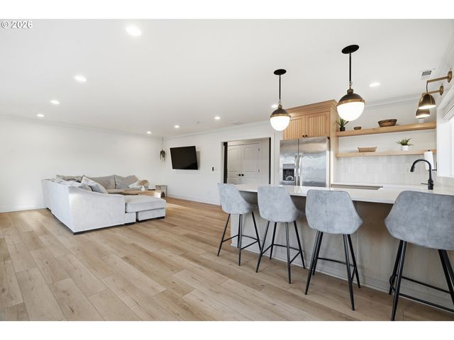 4114 ILLAHE RIVER Ct S, Salem, OR 97302