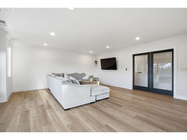 4114 ILLAHE RIVER Ct S, Salem, OR 97302